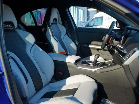 Used 2025 BMW M3 Competition w/ M Carbon Exterior Package image 70