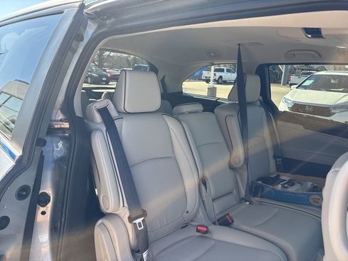 Certified 2026 Honda Odyssey Touring image 33
