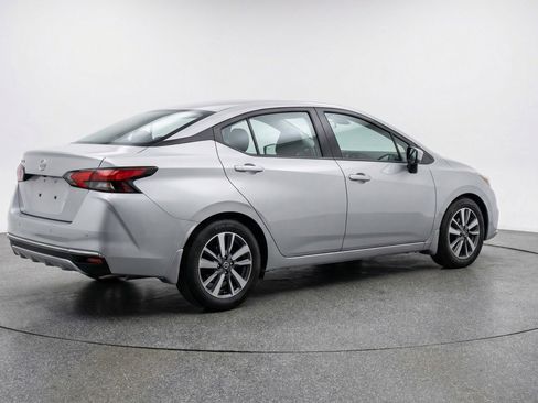 Used 2025 Nissan Versa SV FWD image 9