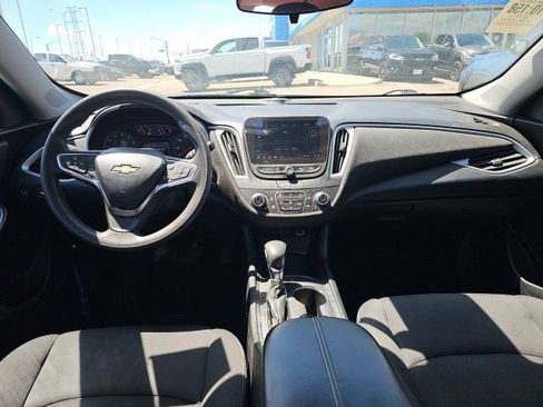 Used 2023 Chevrolet Malibu LT FWD image 11