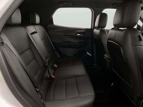 Used 2025 Chevrolet TrailBlazer RS w/ Convenience Package image 21