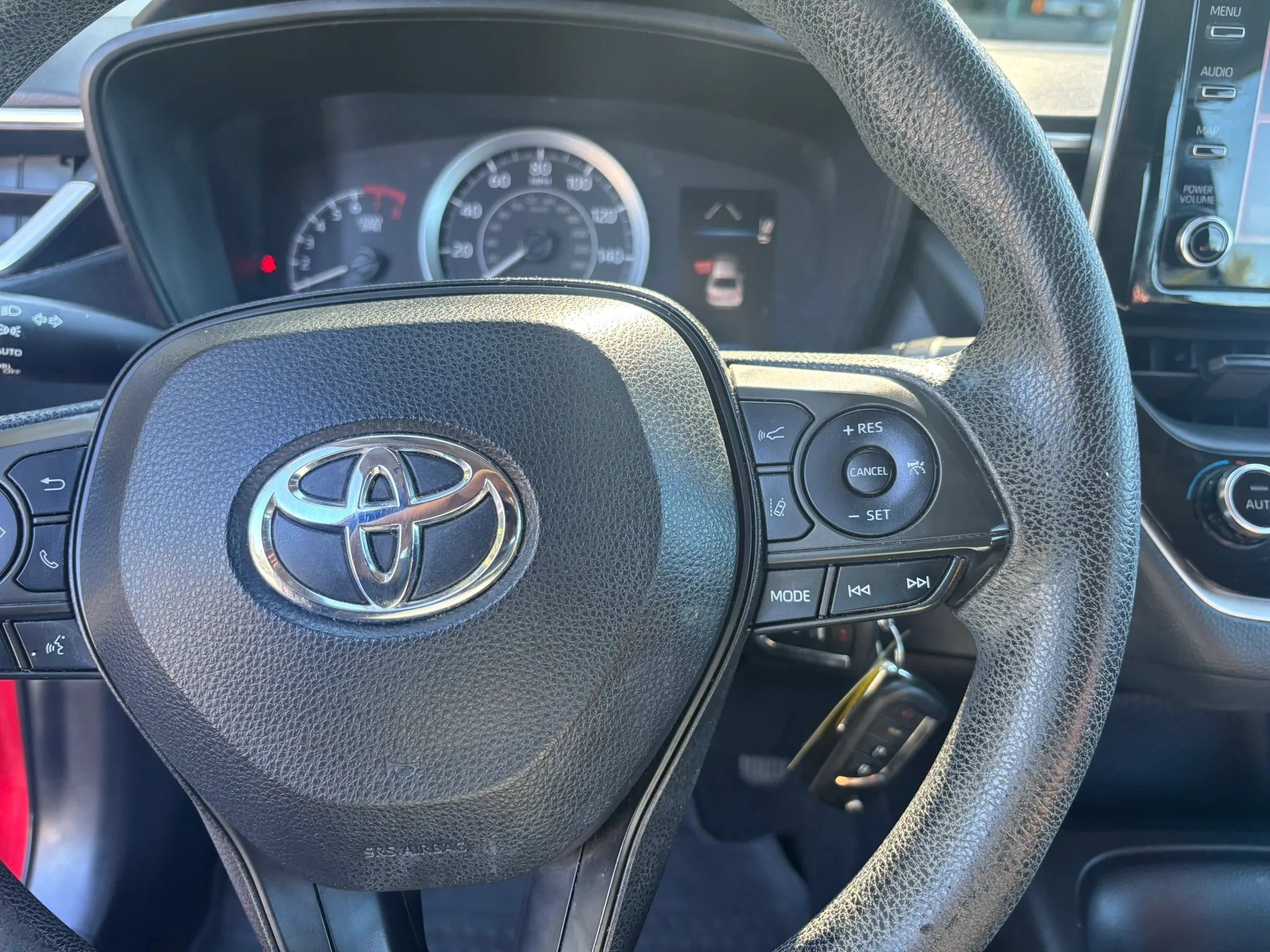 Used 2020 Toyota Corolla LE FWD image 10