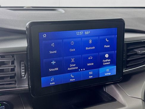 Used 2021 Ford Explorer XLT w/ Equipment Group 202A image 26