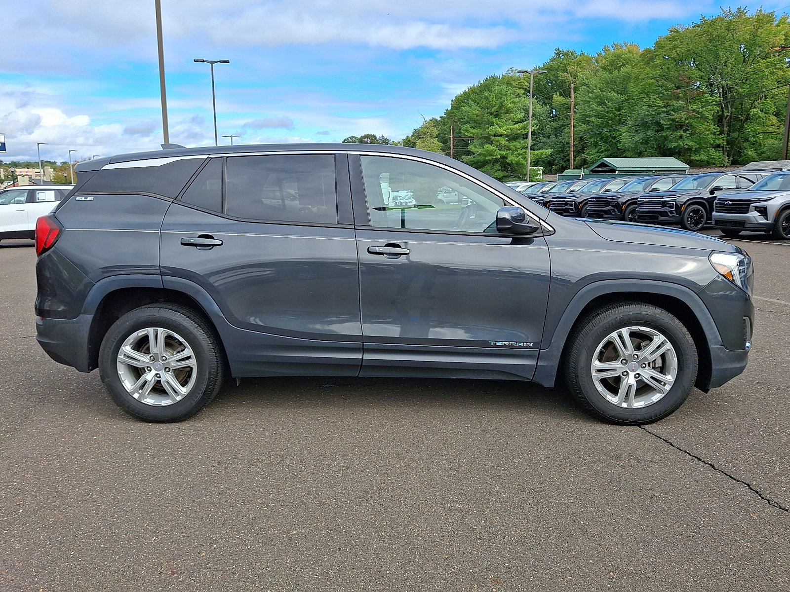 Used 2018 GMC Terrain SLE FWD image 7