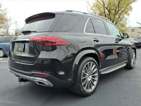 Used 2024 Mercedes-Benz GLE 350 4MATIC w/ AMG Line Exterior image 3