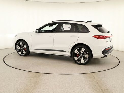 New 2026 Audi SQ5 Premium Plus AWD/4WD image 3