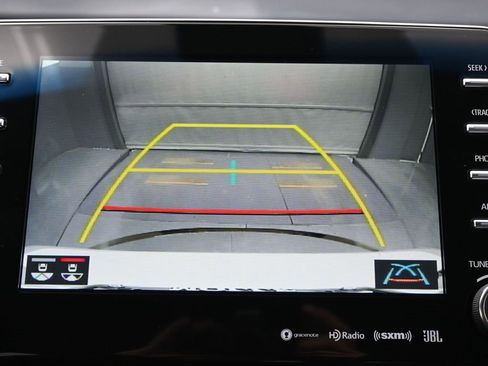 Used 2019 Toyota Avalon XSE image 20