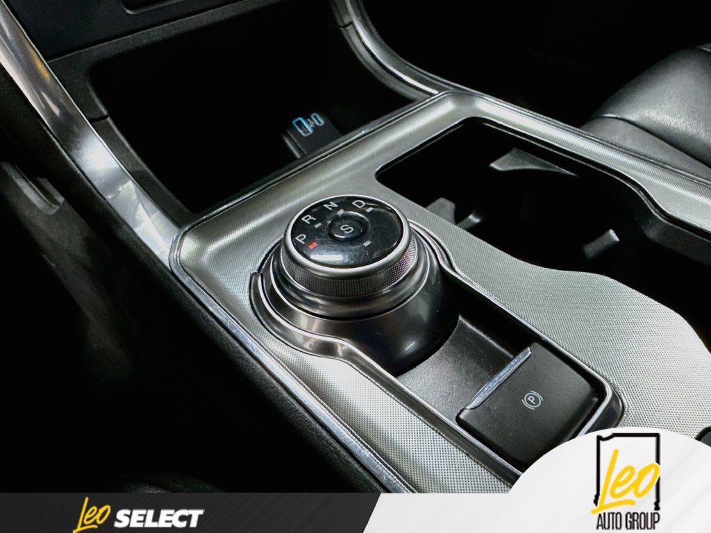 Used 2022 Ford Edge Titanium AWD/4WD image 18