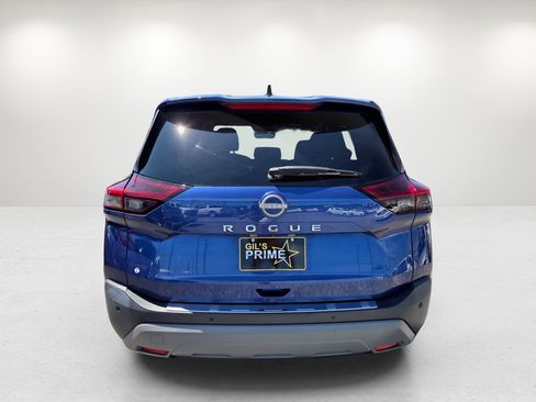 Used 2023 Nissan Rogue S FWD image 6