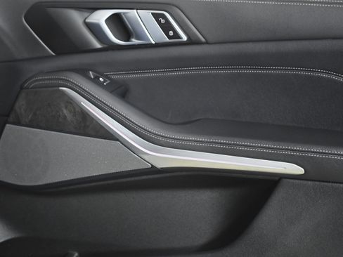 Used 2024 BMW X5 sDrive40i image 28