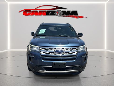 Used 2018 Ford Explorer XLT w/ Equipment Group 202A FWD image 13