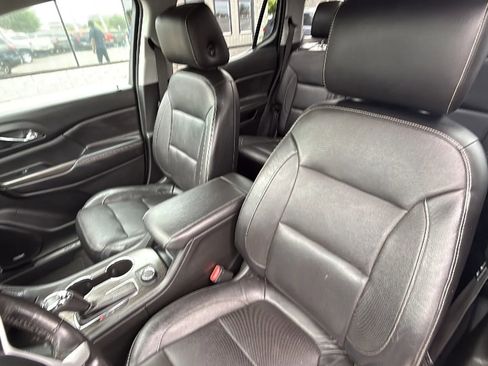 Used 2017 GMC Acadia SLT AWD/4WD image 15