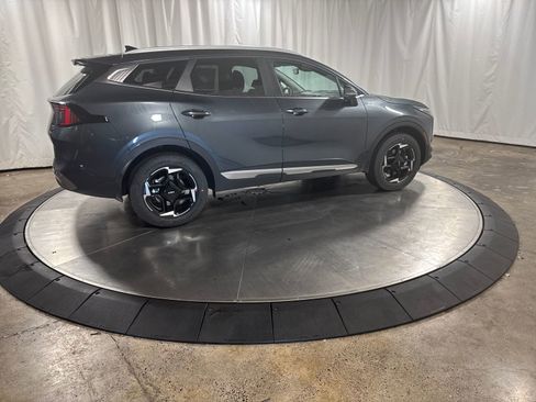 New 2026 Kia Sportage EX AWD/4WD image 9