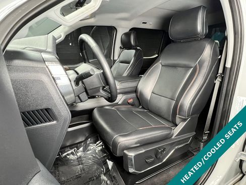 Used 2023 Ford F150 Lariat w/ Trailer Tow Package image 3