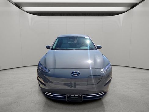 Used 2023 Hyundai Kona SE w/ Cargo Package FWD image 15