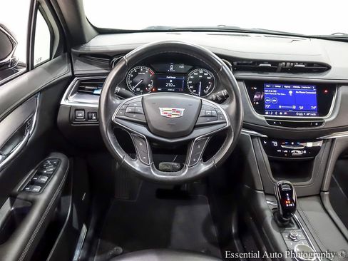 Used 2022 Cadillac XT5 Luxury FWD image 17