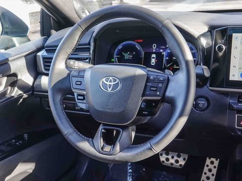 Used 2025 Toyota Camry XSE image 14