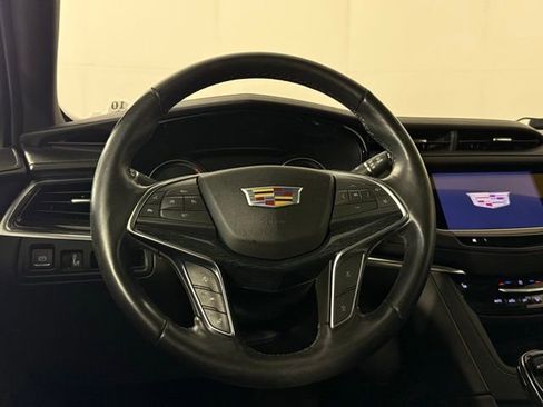 Certified 2022 Cadillac XT5 Premium Luxury image 23