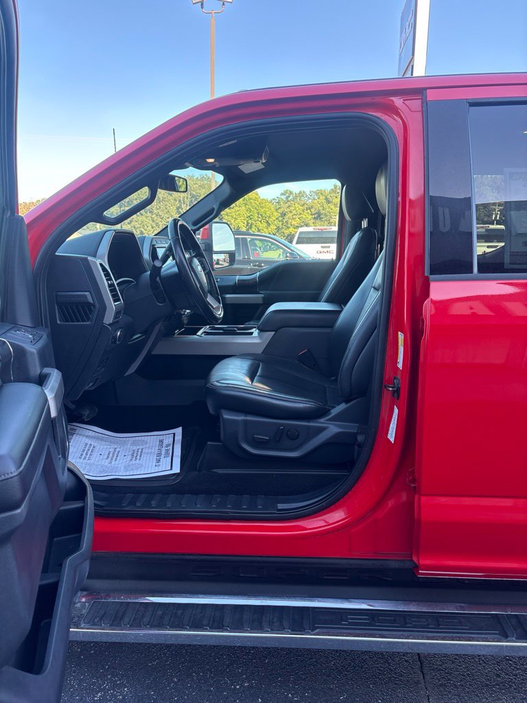 Used 2022 Ford F350 Lariat w/ Lariat Ultimate Package AWD/4WD image 10