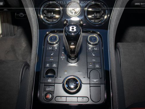 Used 2025 Bentley Continental GT Speed image 21