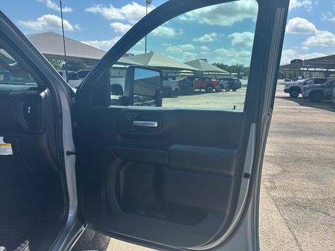 New 2025 Chevrolet Silverado 2500 Custom w/ Custom Value Package AWD/4WD image 15