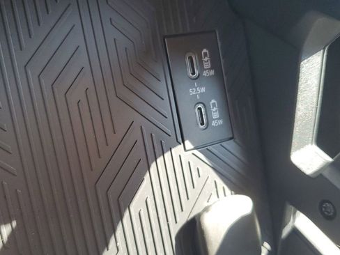 Certified 2025 Toyota 4Runner TRD Off-Road Premium image 32