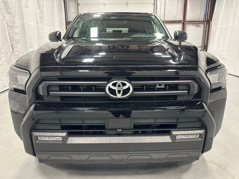 Used 2025 Toyota 4Runner SR5 image 2
