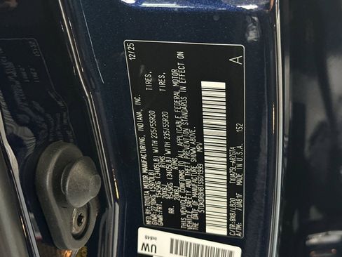 New 2026 Toyota Highlander Limited image 28