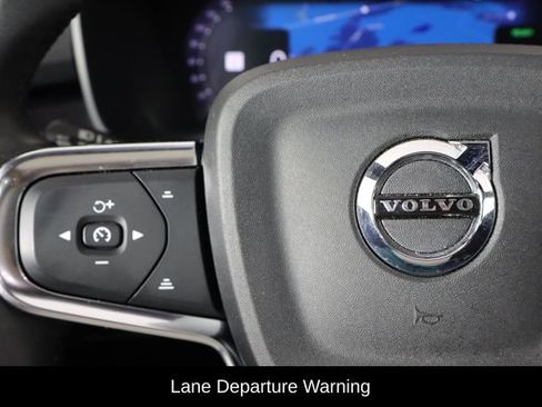 Used 2023 Volvo C40 P8 Recharge Plus AWD/4WD image 8