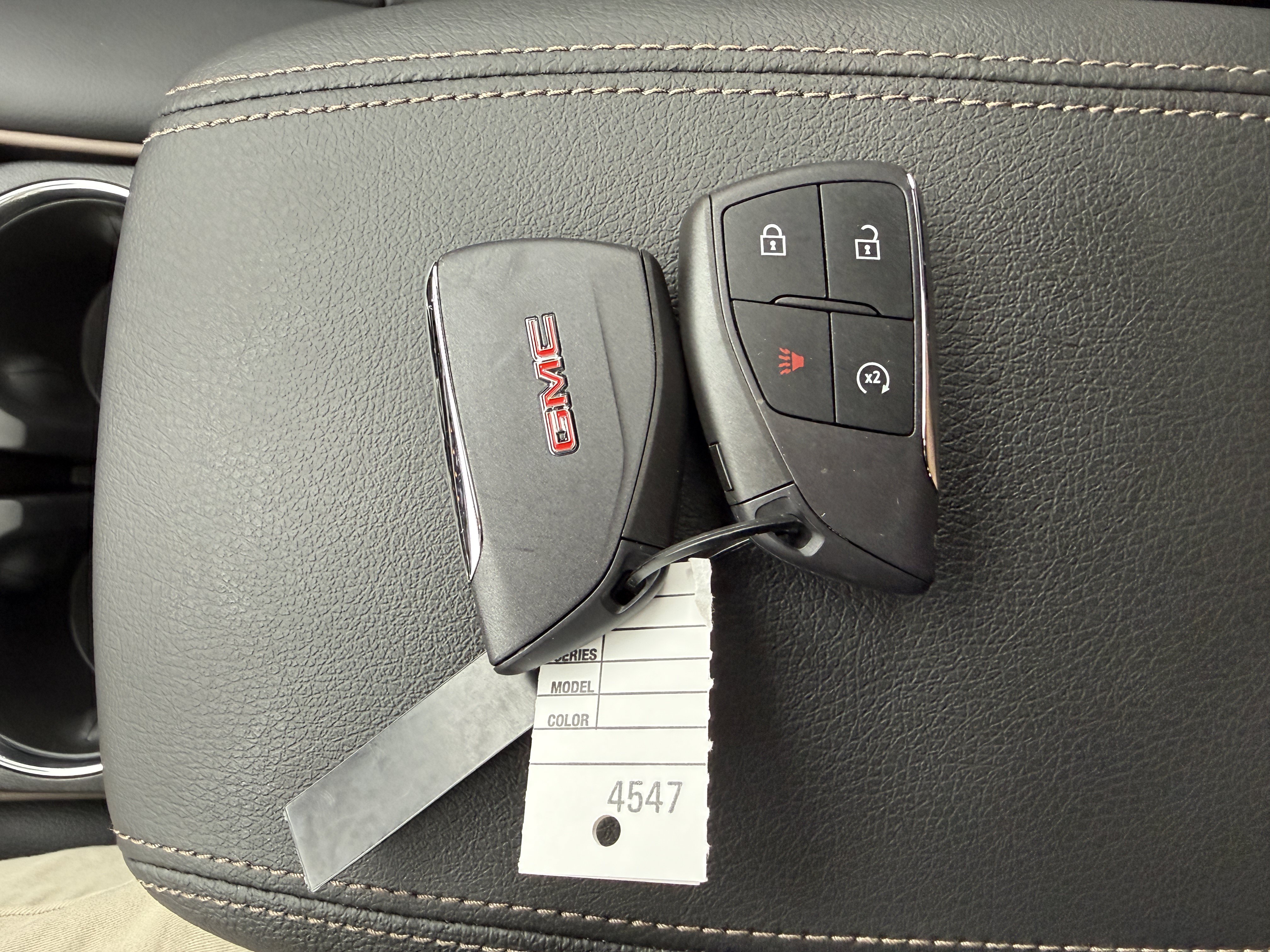 New 2026 GMC Canyon Denali AWD/4WD image 38
