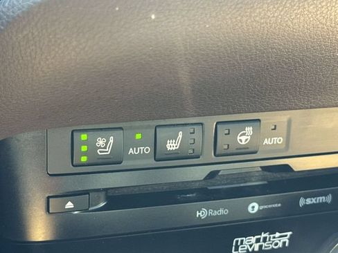 Used 2019 Lexus ES 350 w/ Premium Package FWD image 26