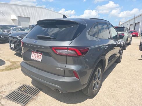Used 2025 Ford Escape ST-Line AWD/4WD image 9