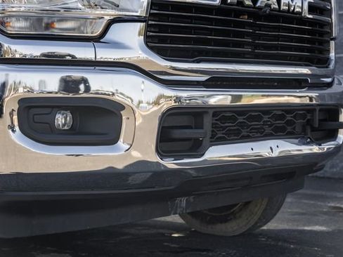 Used 2021 RAM 5500 SLT w/ Quick Order Package 2YG SLT image 15