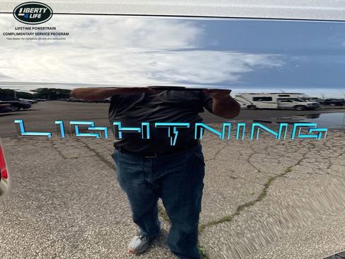 New 2025 Ford F150 Lightning Flash AWD/4WD image 34
