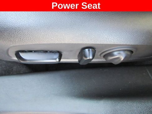 Used 2021 Buick Encore GX Select FWD image 22