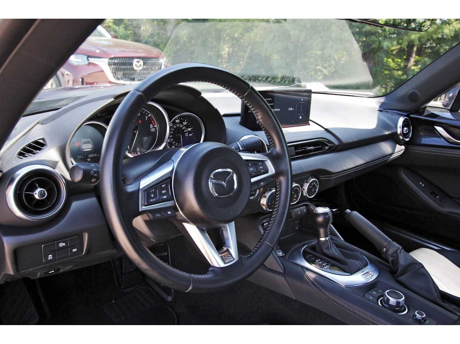 Used 2025 MAZDA MX-5 Miata RF Grand Touring RWD image 6