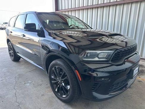 Used 2022 Dodge Durango R/T AWD/4WD image 2