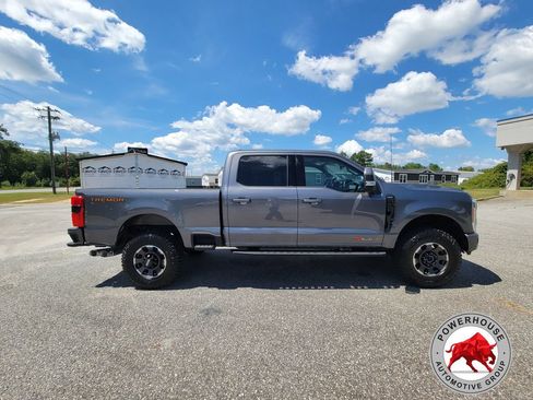 Certified 2023 Ford F250 Lariat w/ Lariat Ultimate Package AWD/4WD image 6