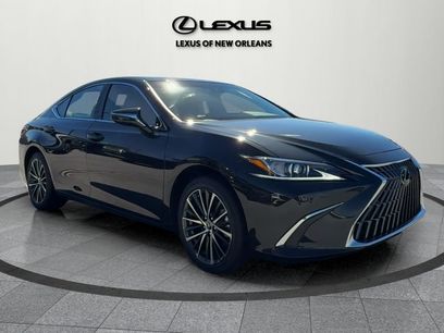 New 2025 Lexus ES 350 w/ Premium Package
