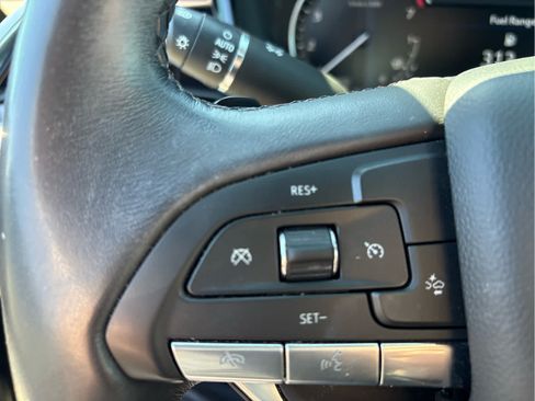 Used 2024 Cadillac XT6 Luxury w/ LPO, Floor Liner Package AWD/4WD image 15