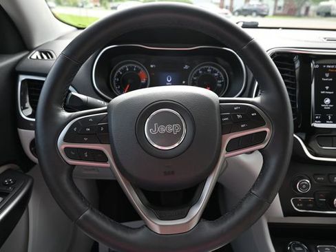 Used 2019 Jeep Cherokee Limited AWD/4WD image 44