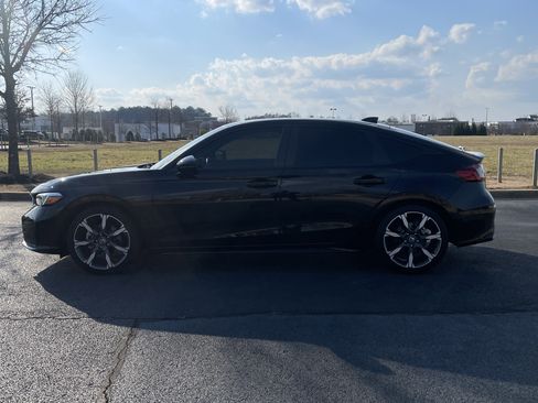 Certified 2025 Honda Civic Sport Touring image 6