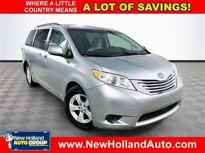 Used 2017 Toyota Sienna LE