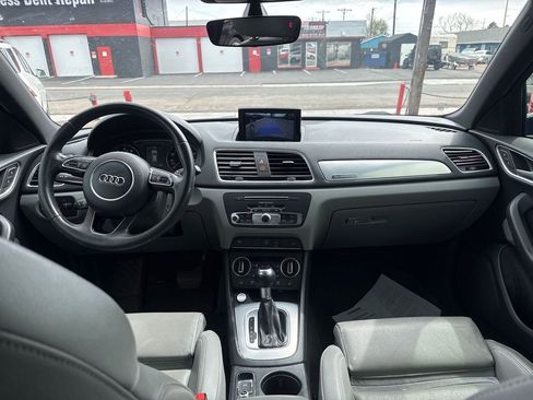 Used 2018 Audi Q3 2.0T Premium image 11