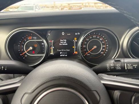 Used 2021 Jeep Wrangler Unlimited Sport image 27