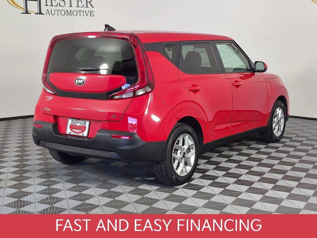 Used 2021 Kia Soul S FWD image 4