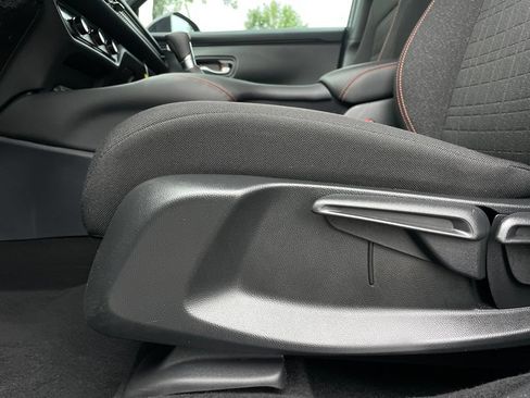 Certified 2026 Honda HR-V Sport image 24