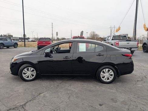 Used 2020 Nissan Versa S image 7
