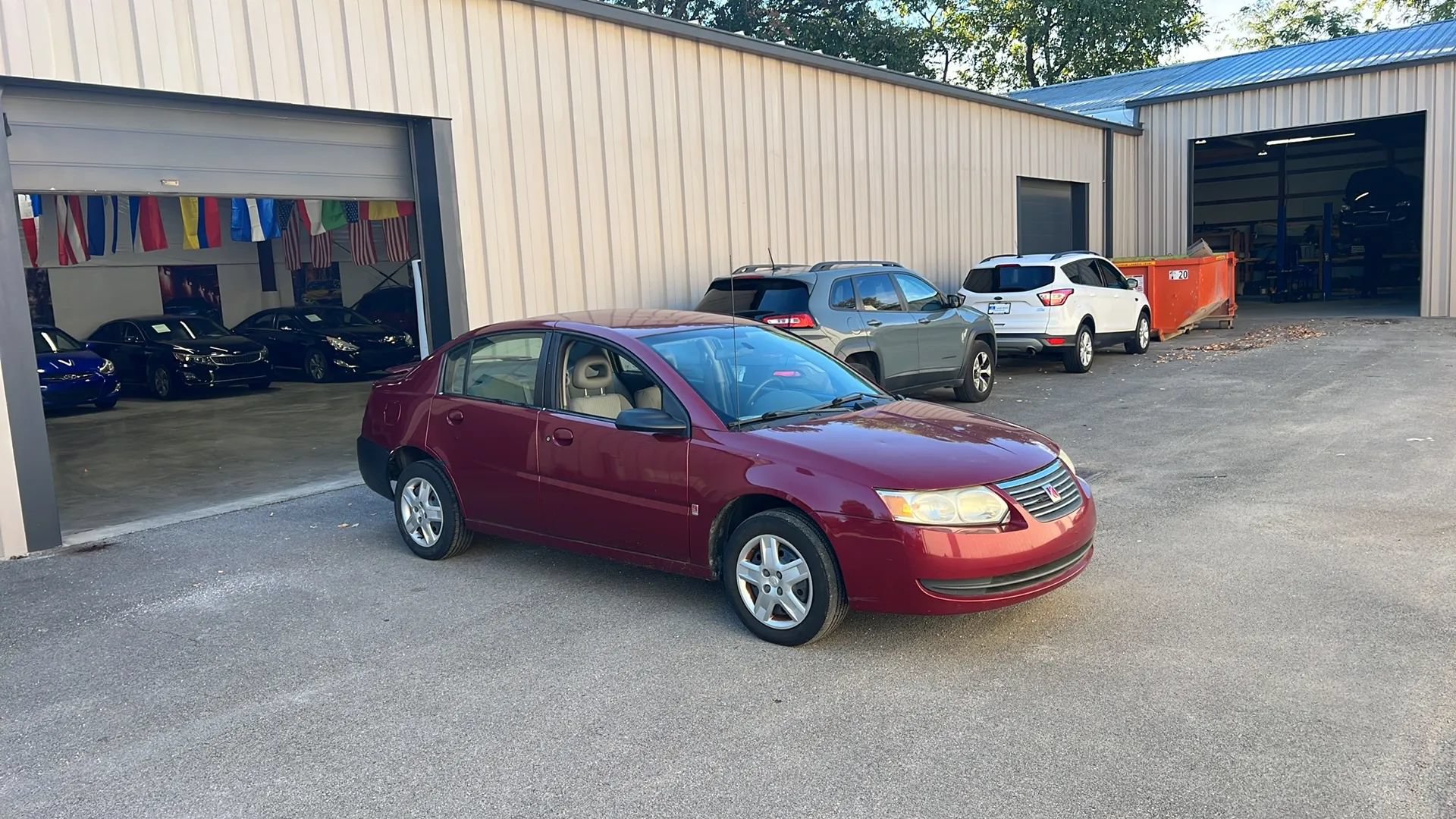 Used 2006 Saturn ION Level 2 w/ Preferred Pkg FWD image 2