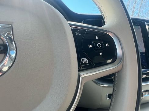 Certified 2023 Volvo XC60 B5 Core w/ Climate Package AWD/4WD image 14
